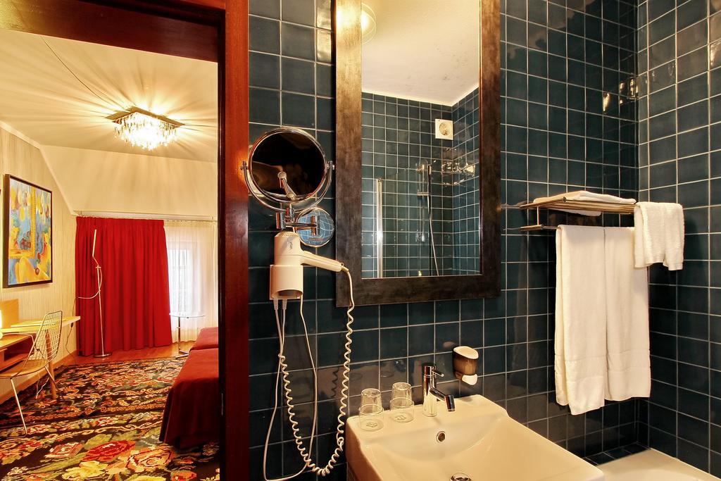 Hotel Mestre De Avis Guimarães Стая снимка